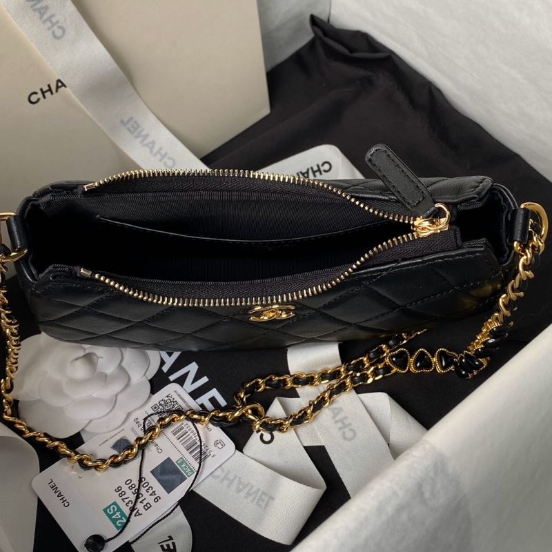 Ch**el hobo bags